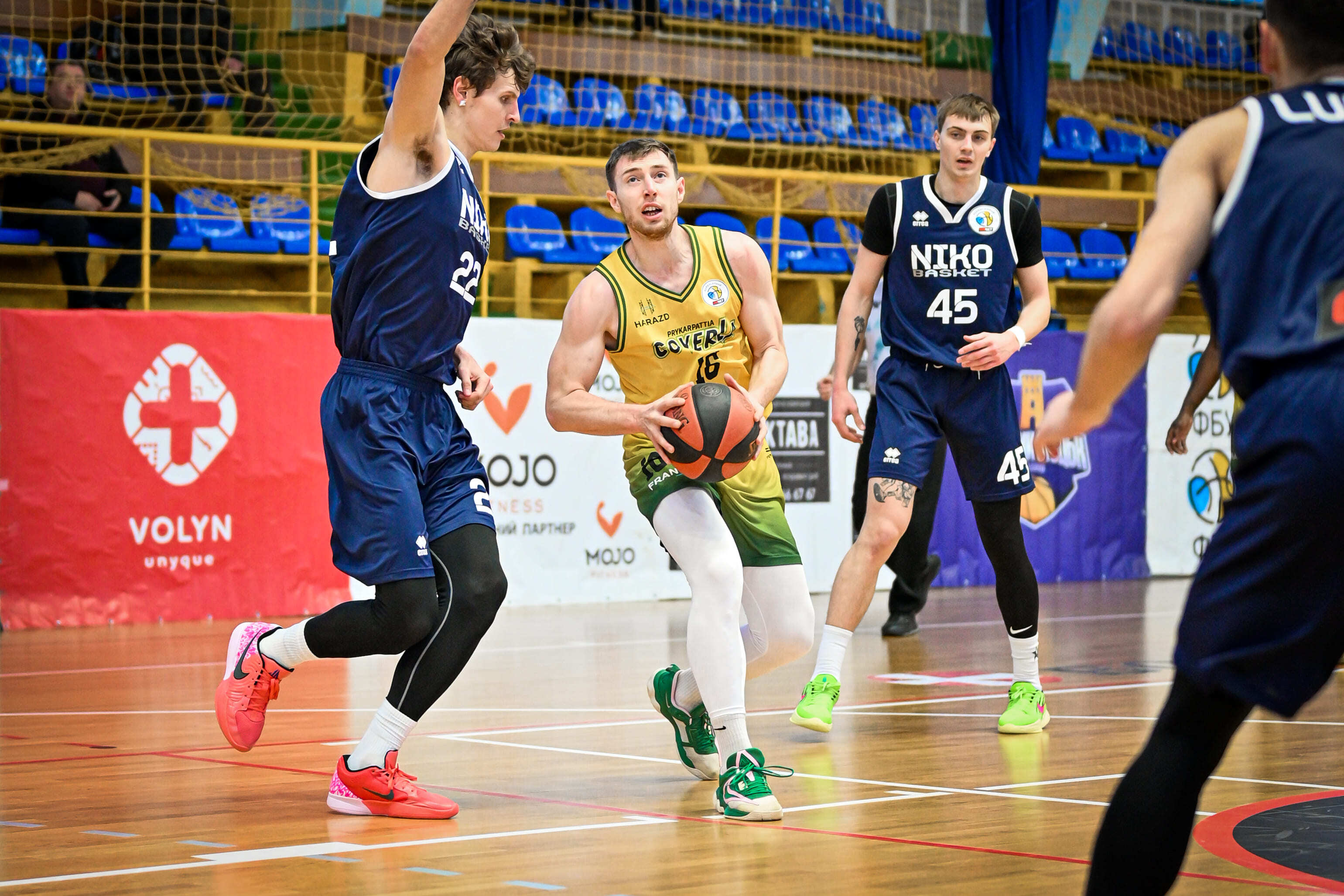 Прикарпаття-Говерла здобула непросту перемогу над Ніко-Баскетом